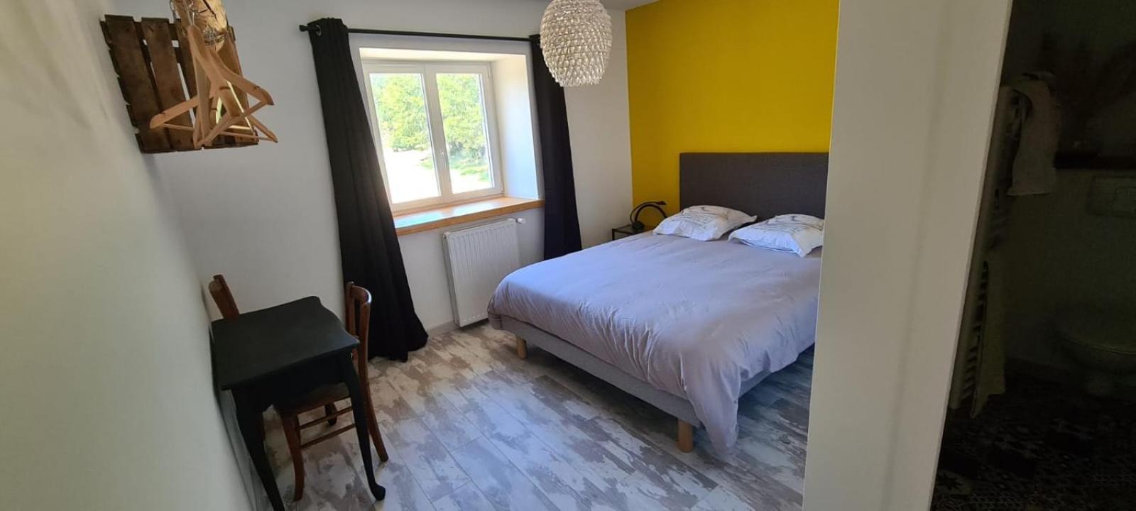 Chez Perlette Bed & Breakfast Merle-Leignec ภายนอก รูปภาพ
